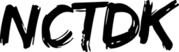 Chàng Trai Đeo Kính logo
